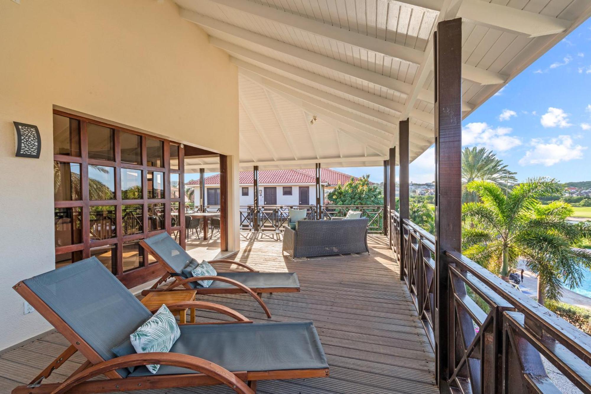 Blue Bay Villa's Exterior foto
